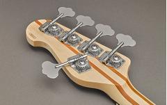 Close-up of headstock lightweight tuners for BB435