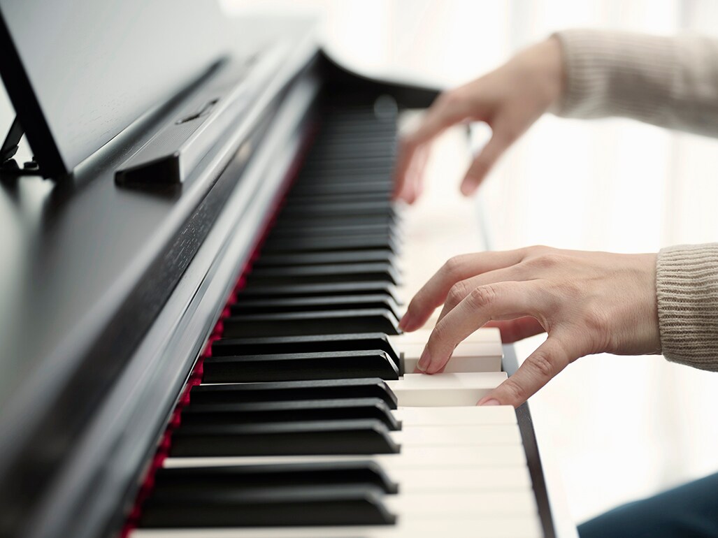 ARIUS - Products - Pianos - Musical Instruments - Yamaha - UK and