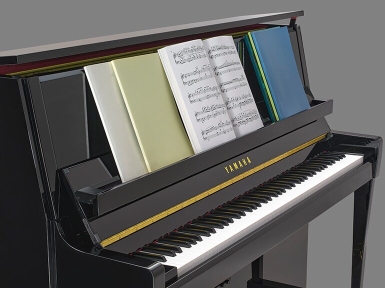 Feature image of the wide music stand