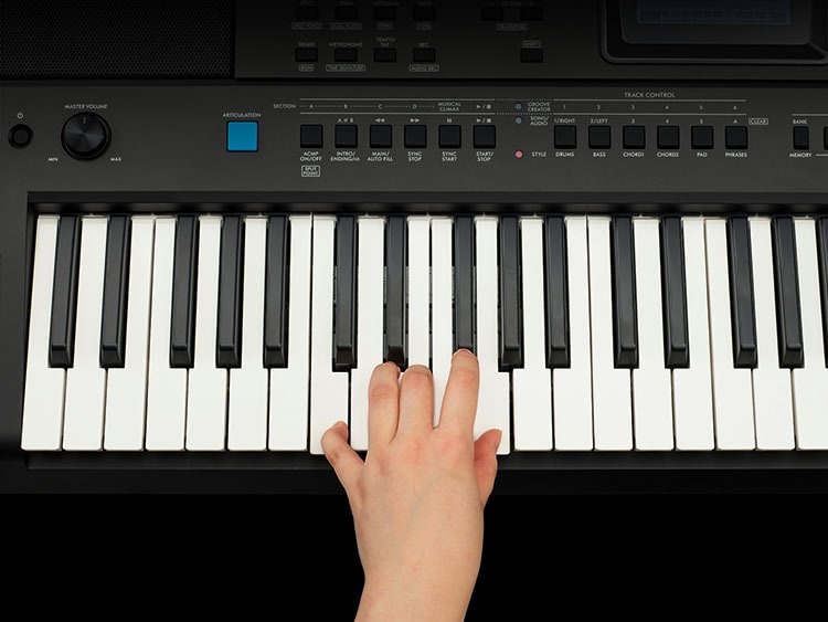 https://uk.yamaha.com/en/files/features-arpeggio_function_ea44b3020448c0a980be0a9d2f33f11f.jpg?impolicy=resize&imwid=750&imhei=563