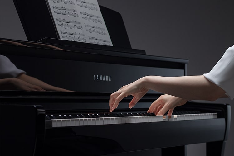CLP-745 - Overview - Clavinova - Products - Pianos - Musical