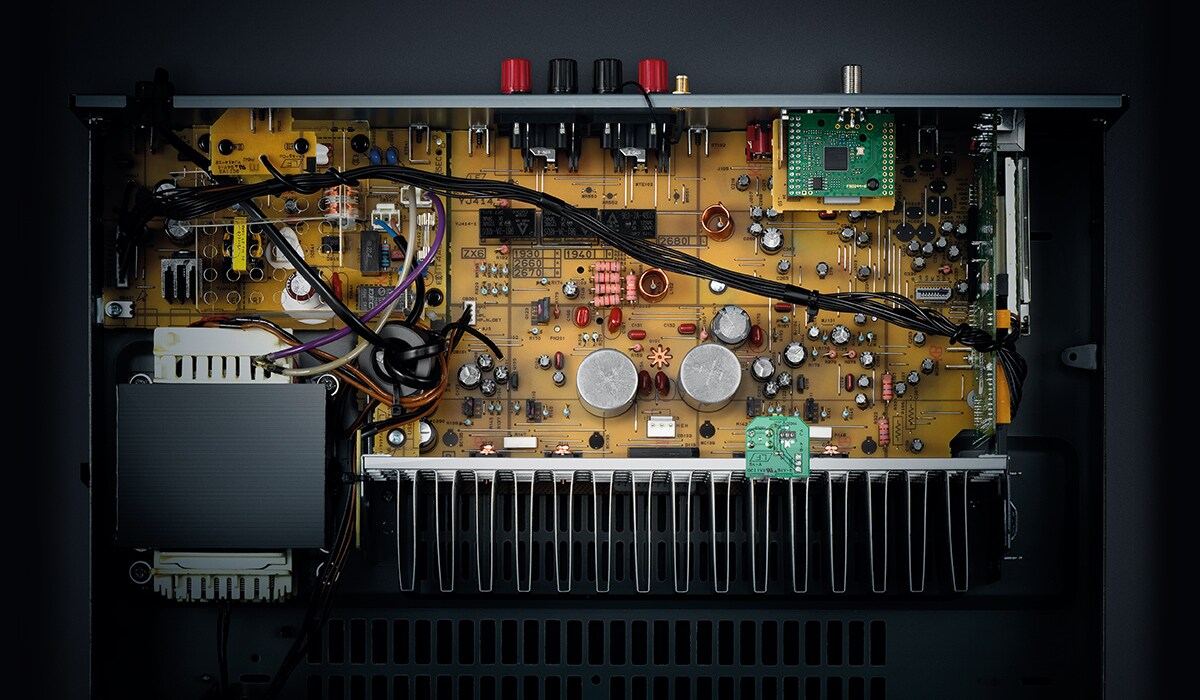 アンプ YAMAHA R-N303(S) R-N303 - Overview - HiFi Components - Products - Home Audio