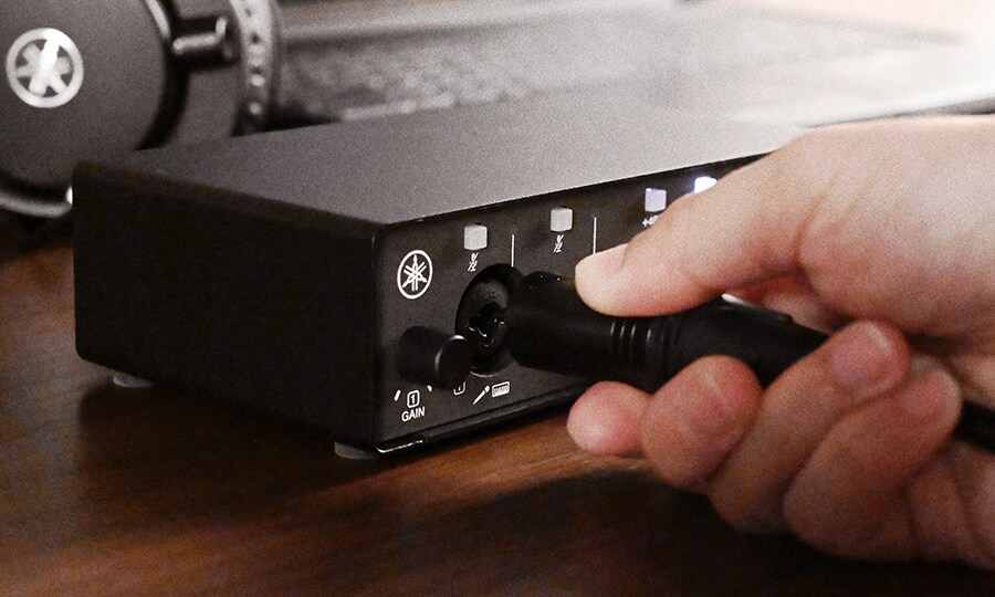 UR12MK3 - Overview - UR-MK3 Series - Interfaces - Products - Music